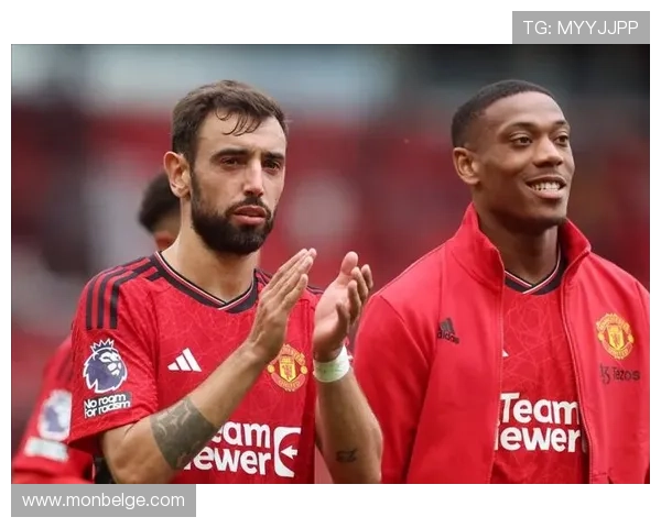 滕哈赫防守体系层次分明，近期战术执行表现稳健