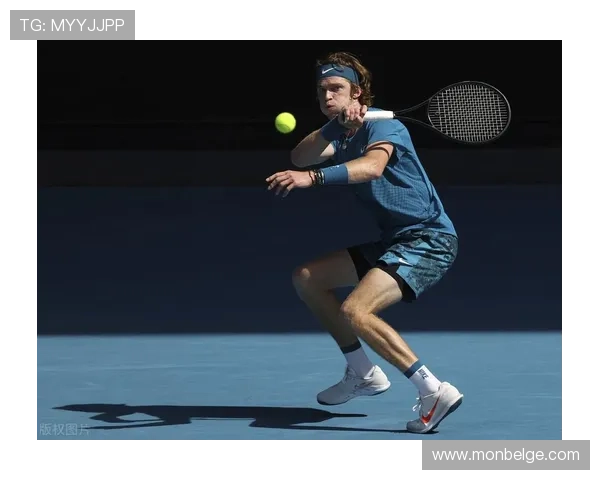 库杜斯强强对话关键战表现解析