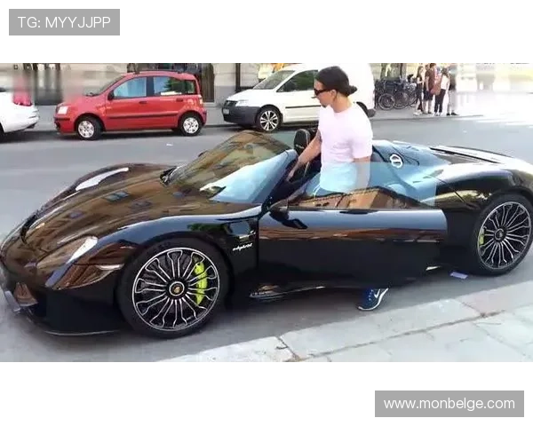 伊布训练完顺手买了辆超跑，说是为了“代步”